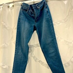 American Eagle Mom Jean